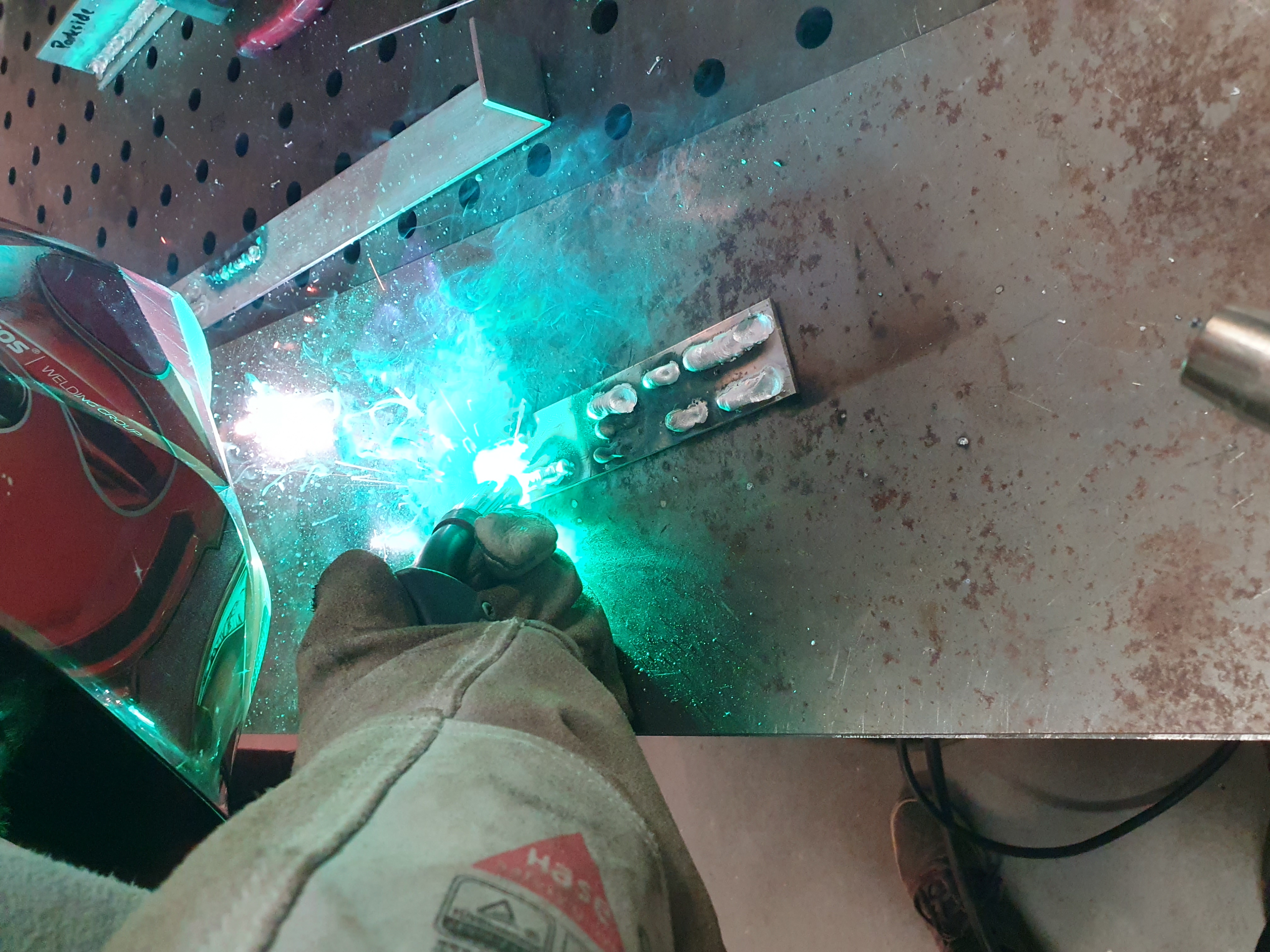 Erwachsenen Schweißkurs